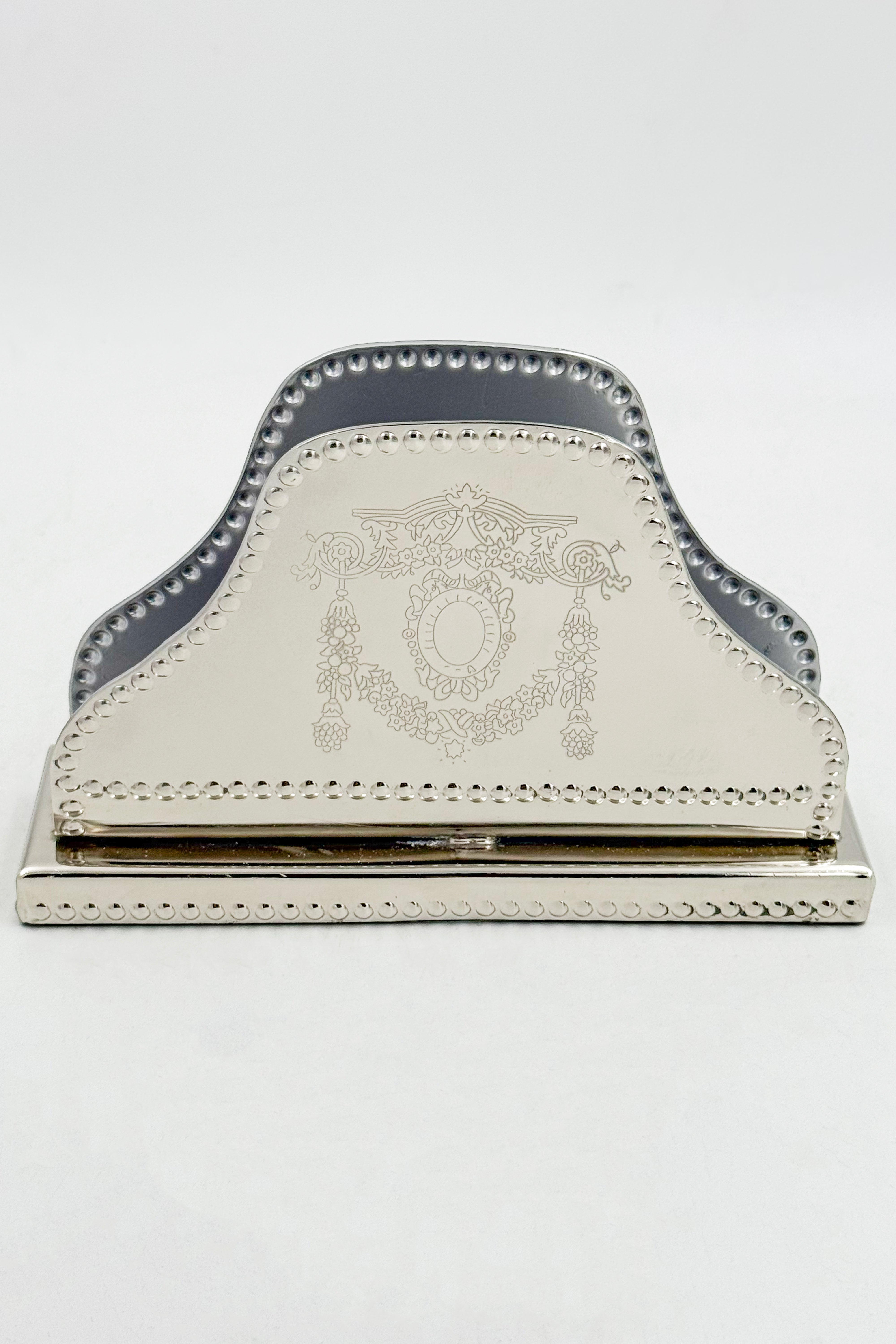 Silver Hina Tissue Holder