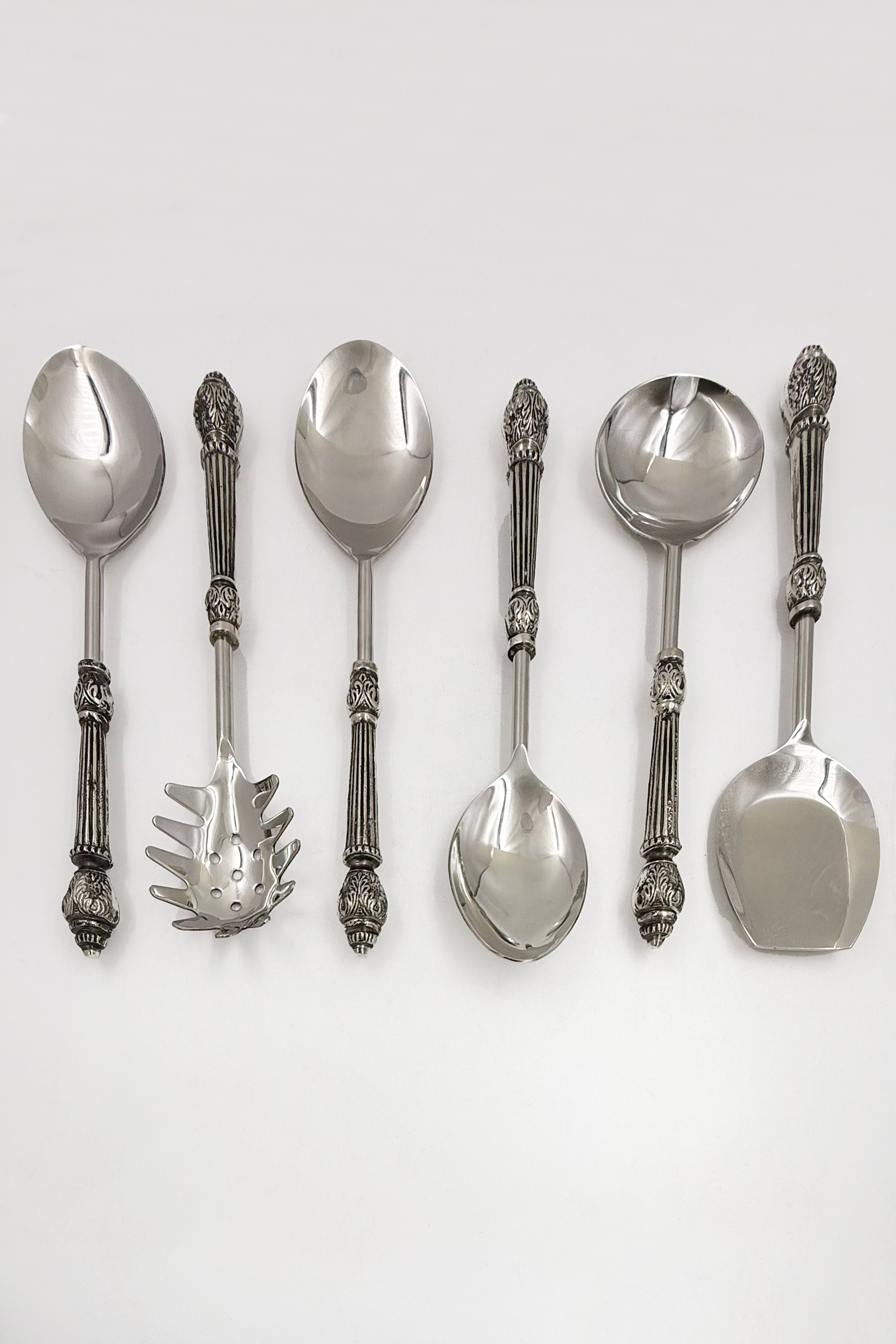 Chand Serving Set