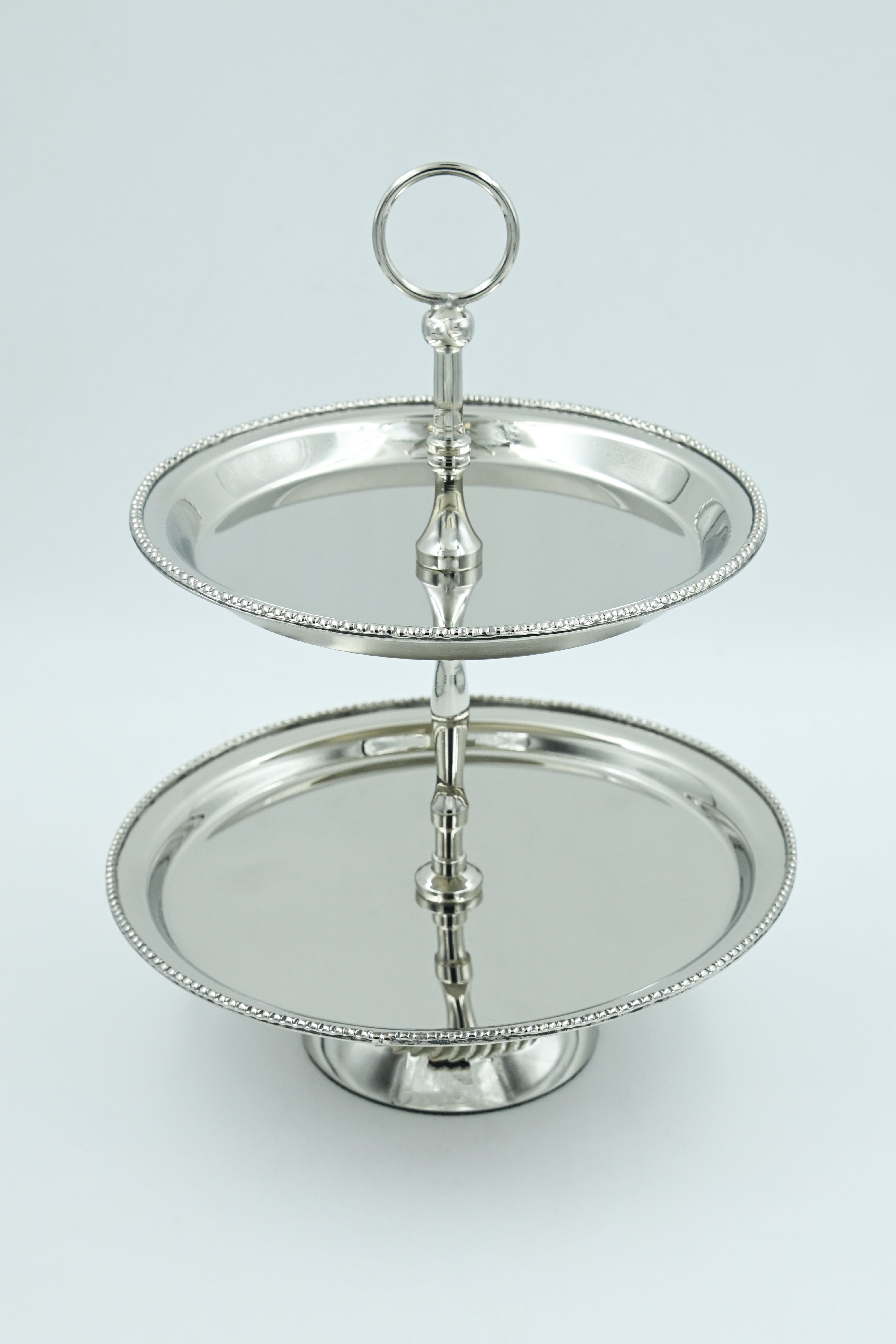 Nickel Hunar Cake Stand