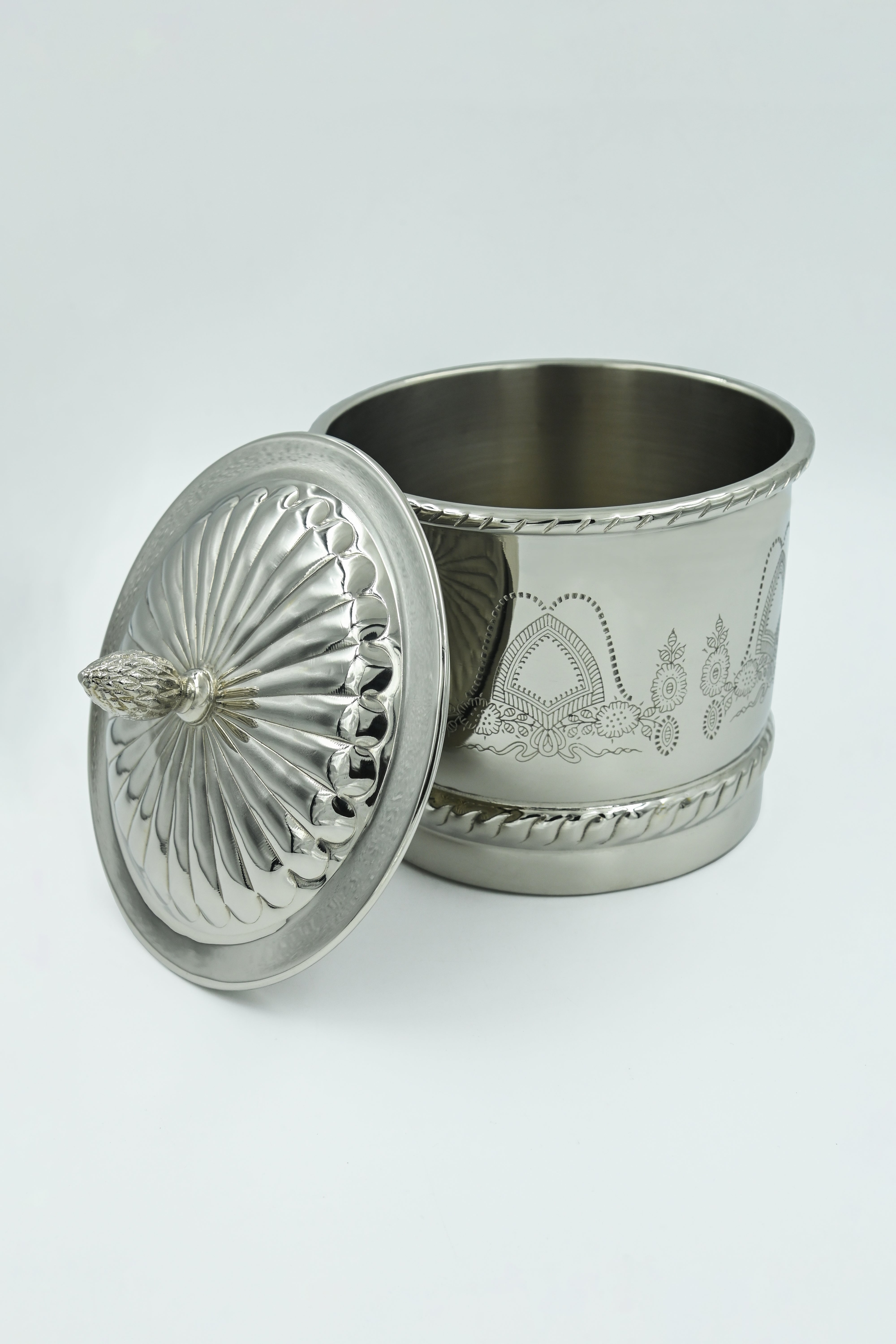 Nickel Zeenat Box