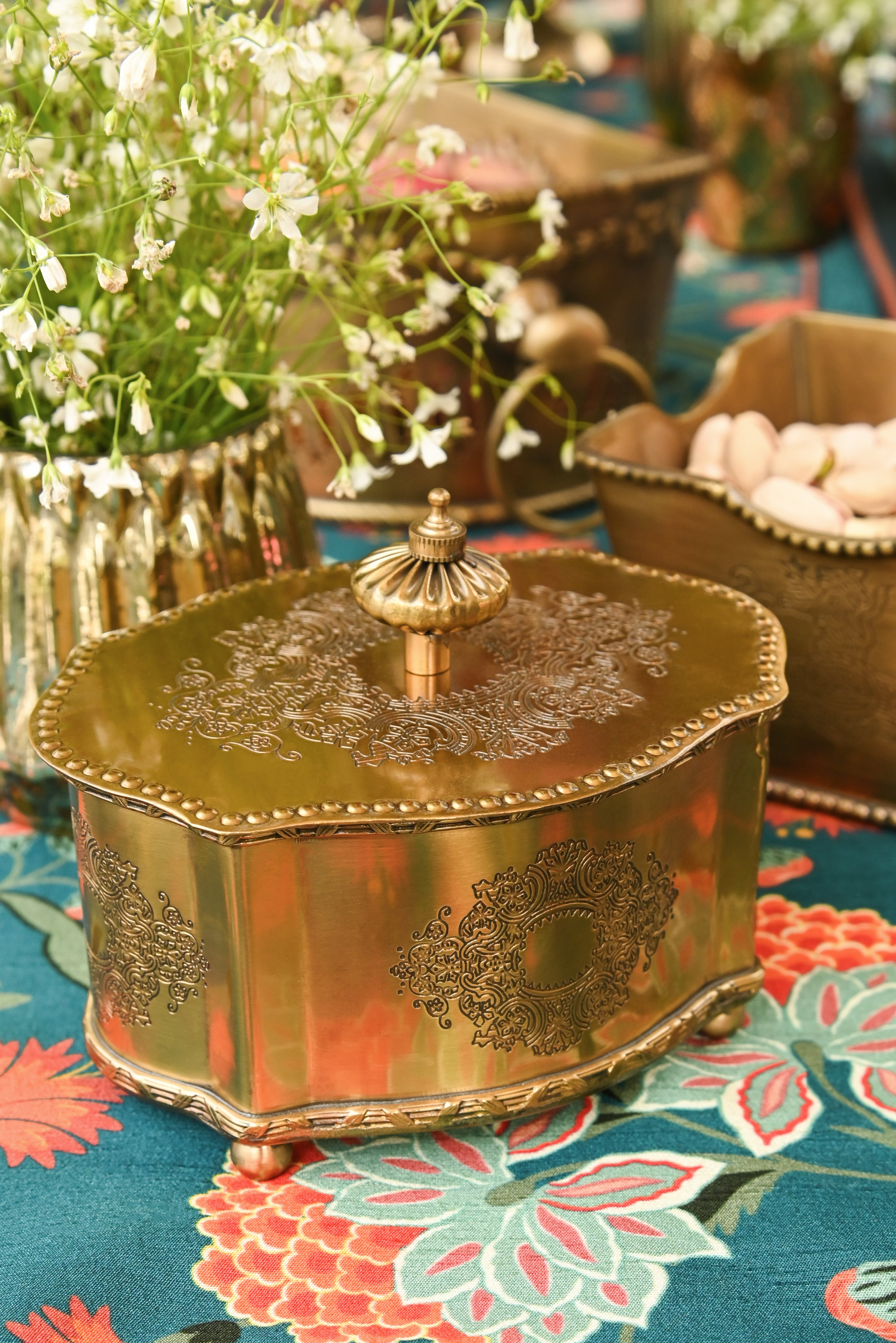 Zeenat Gold Hexa Savory Set