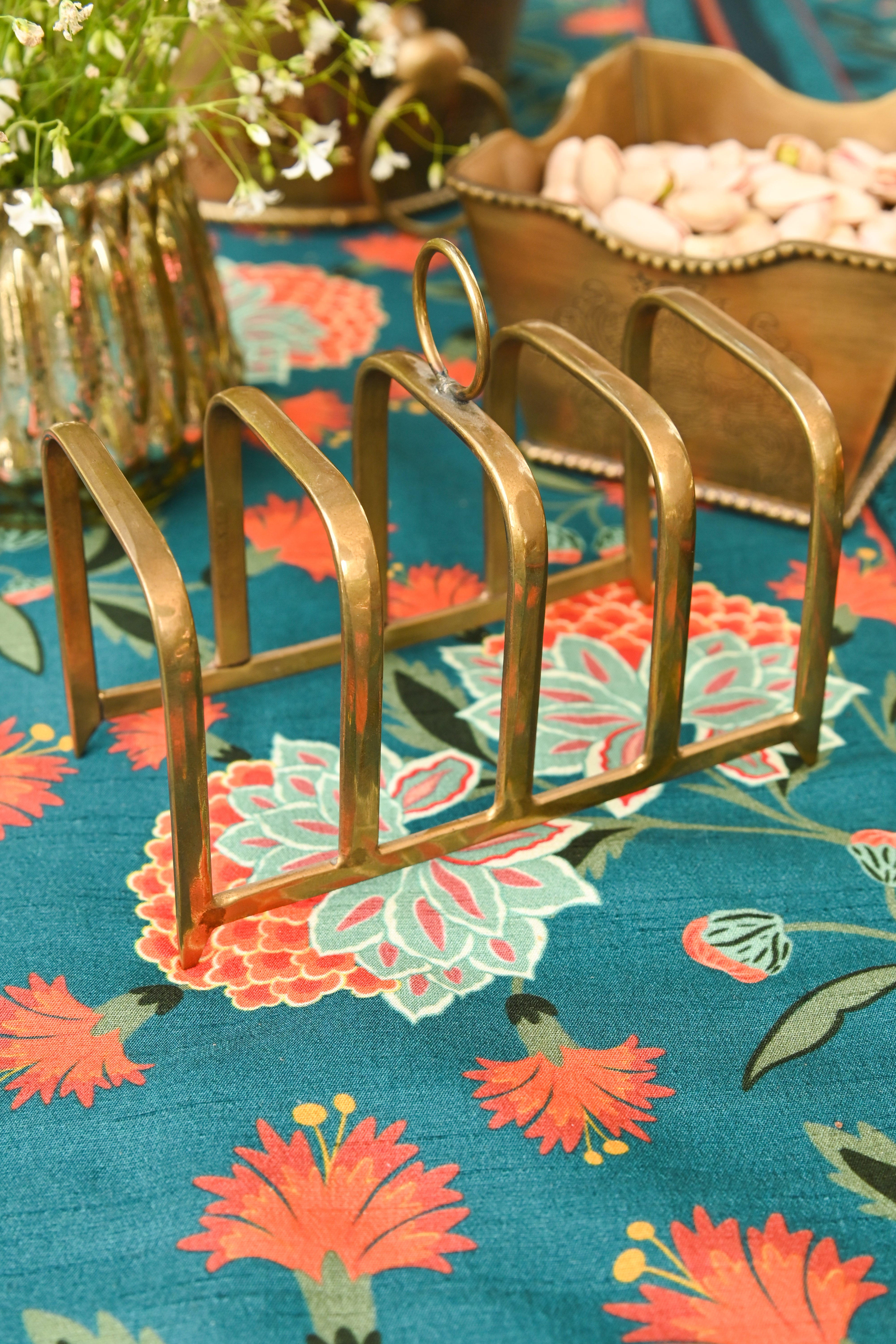 Gold Fiza Toast Holder