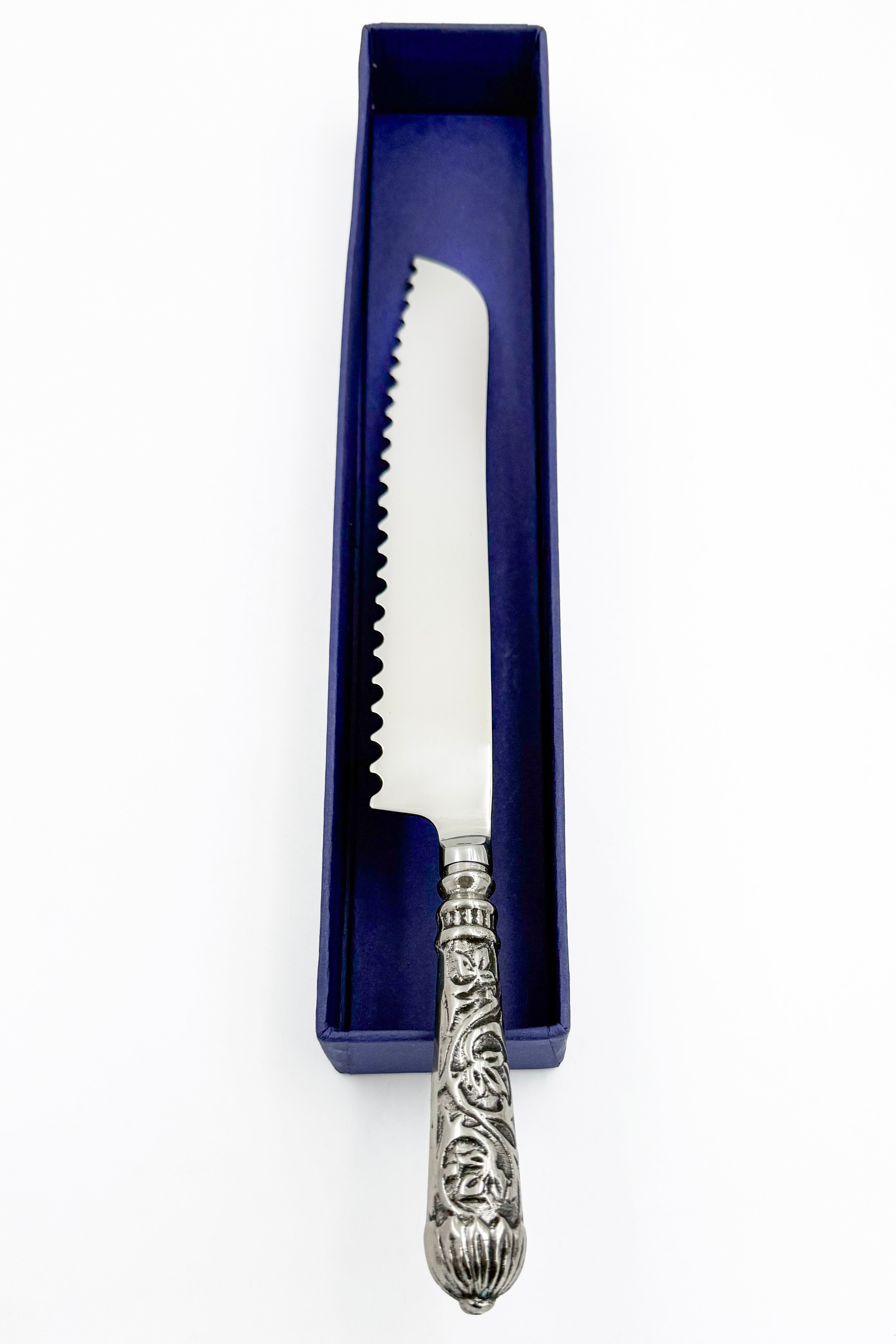 Gulnaar Bread Cutter