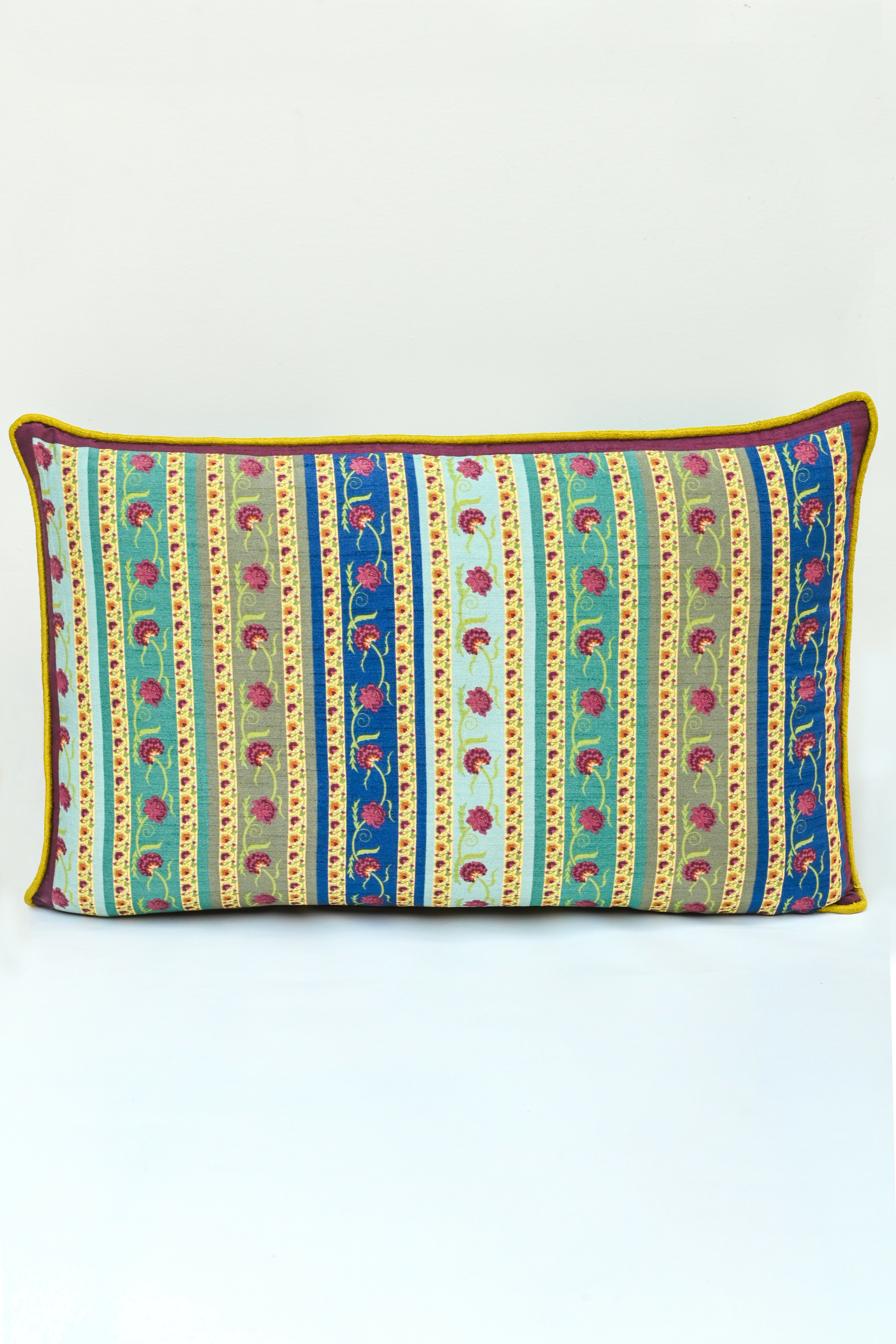 Chaman Cushion