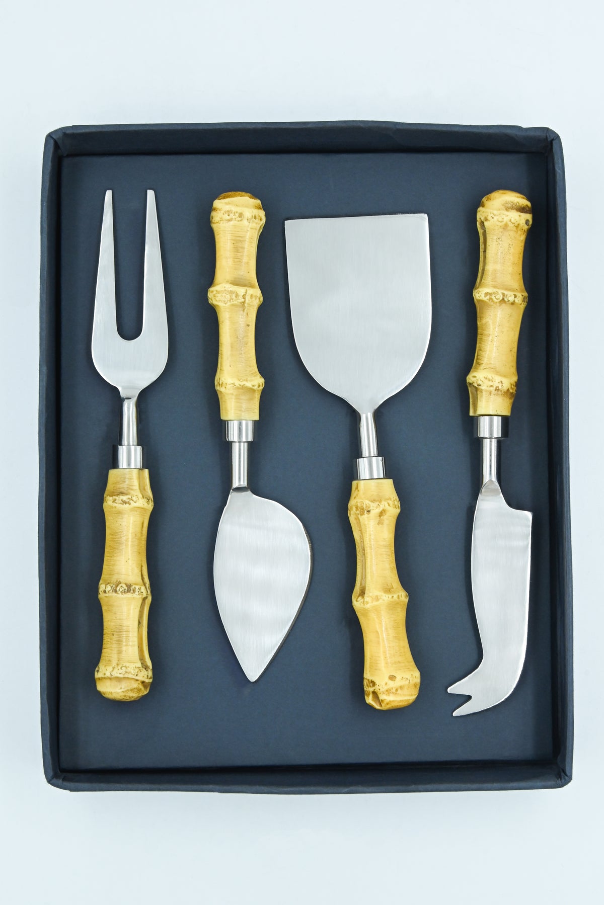 Bans Twisted Cheese Set