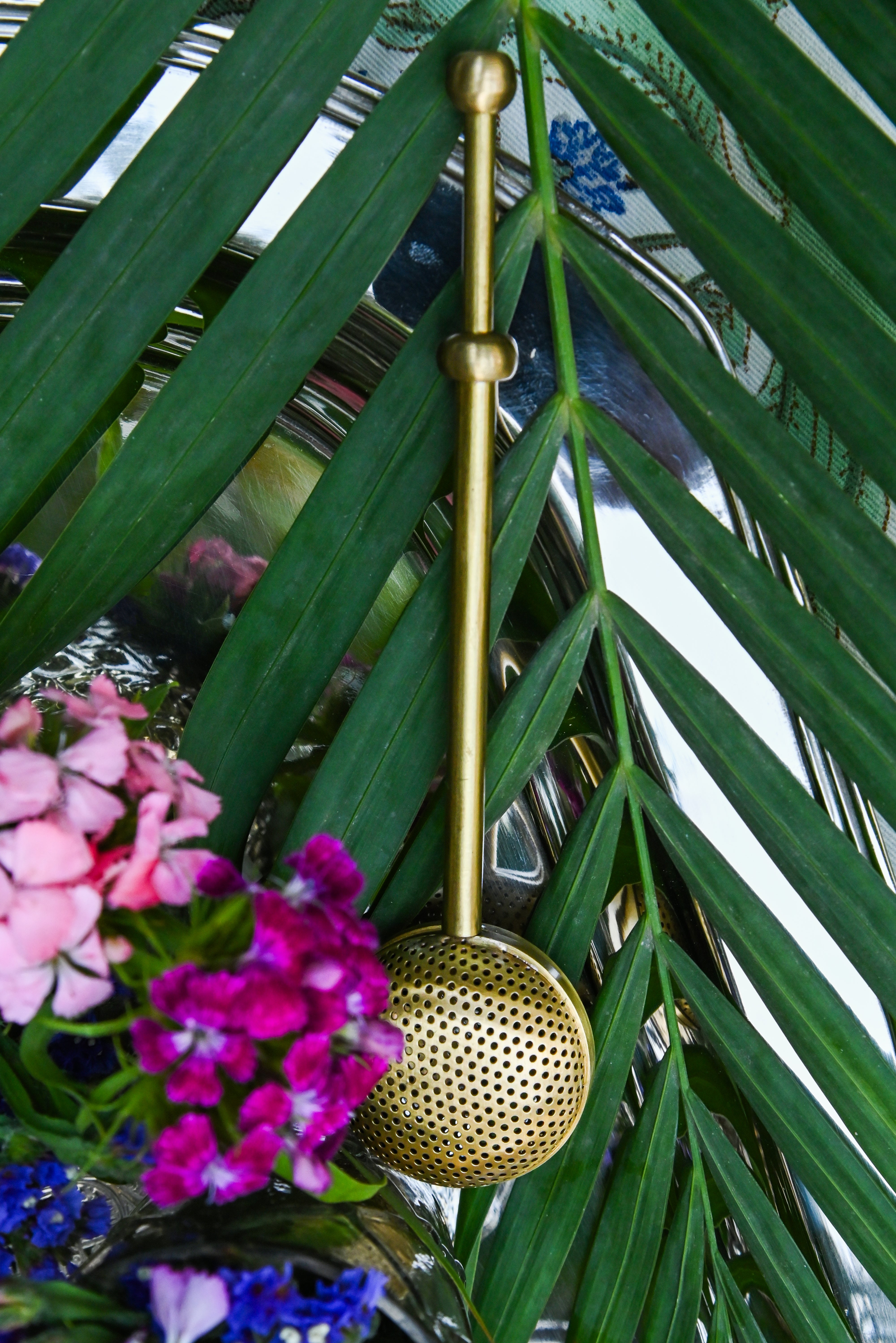 Tulip Golden Tea Strainer