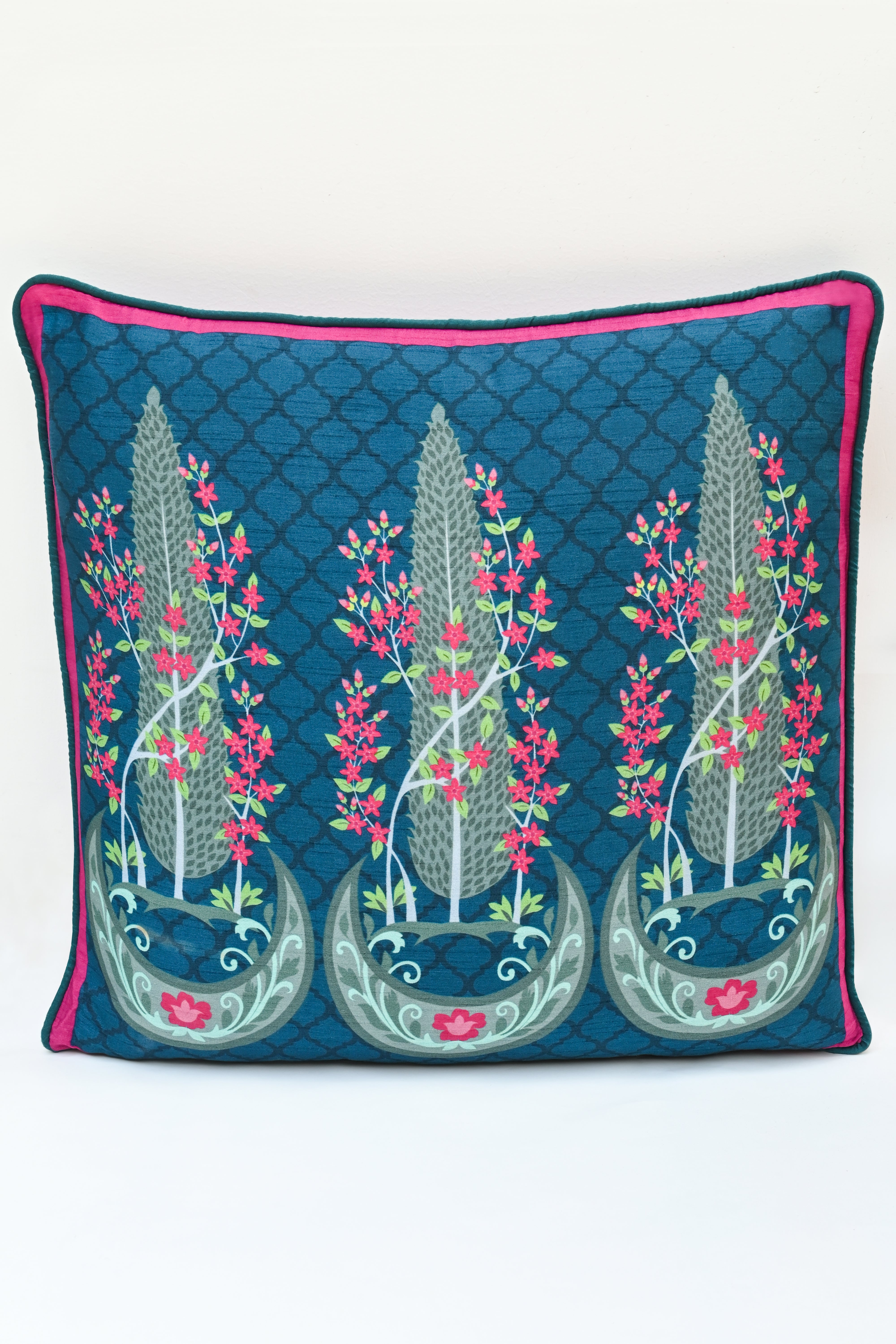 Tricone Cypress Cushion