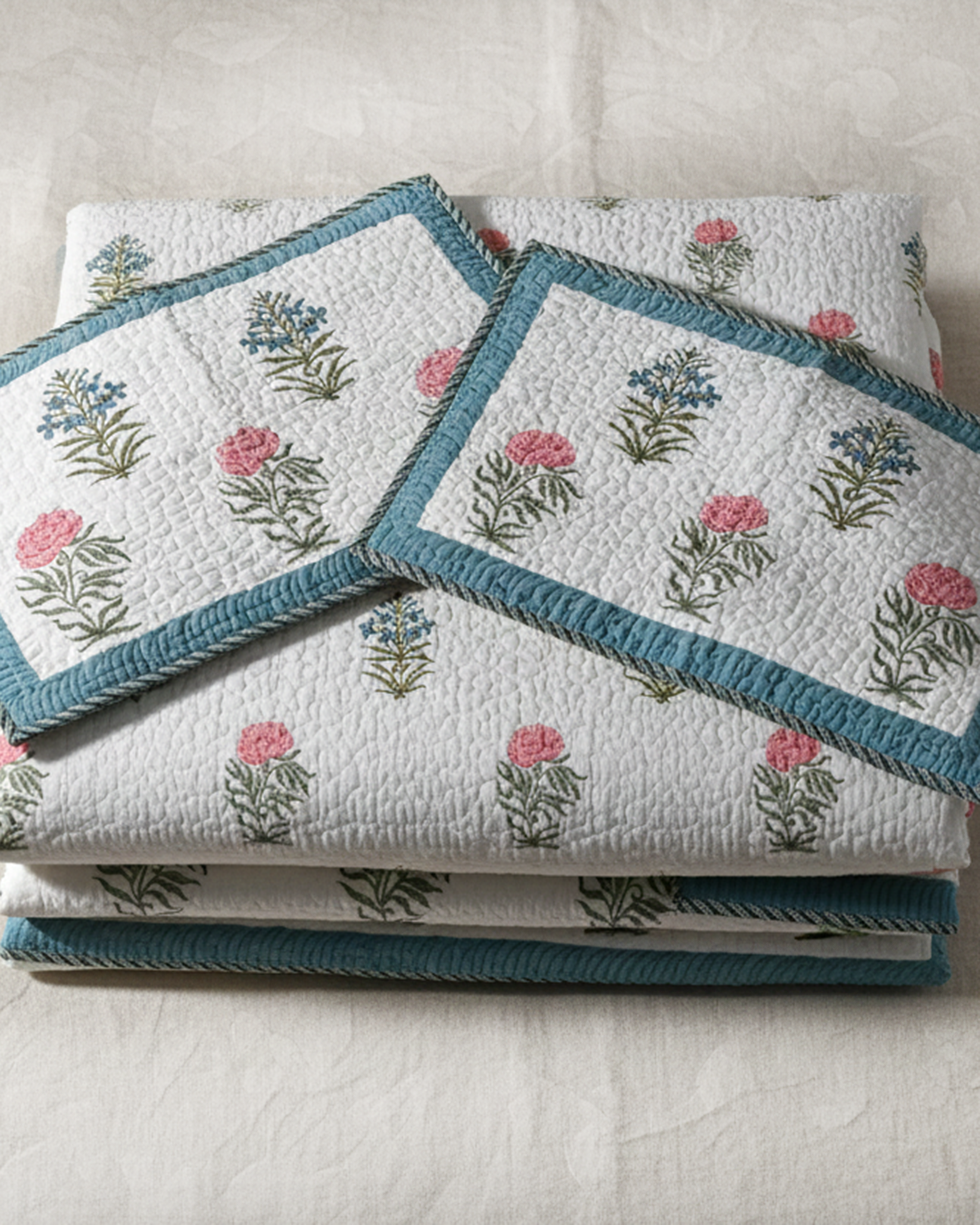 Phool Bahar Quilted Bedcover