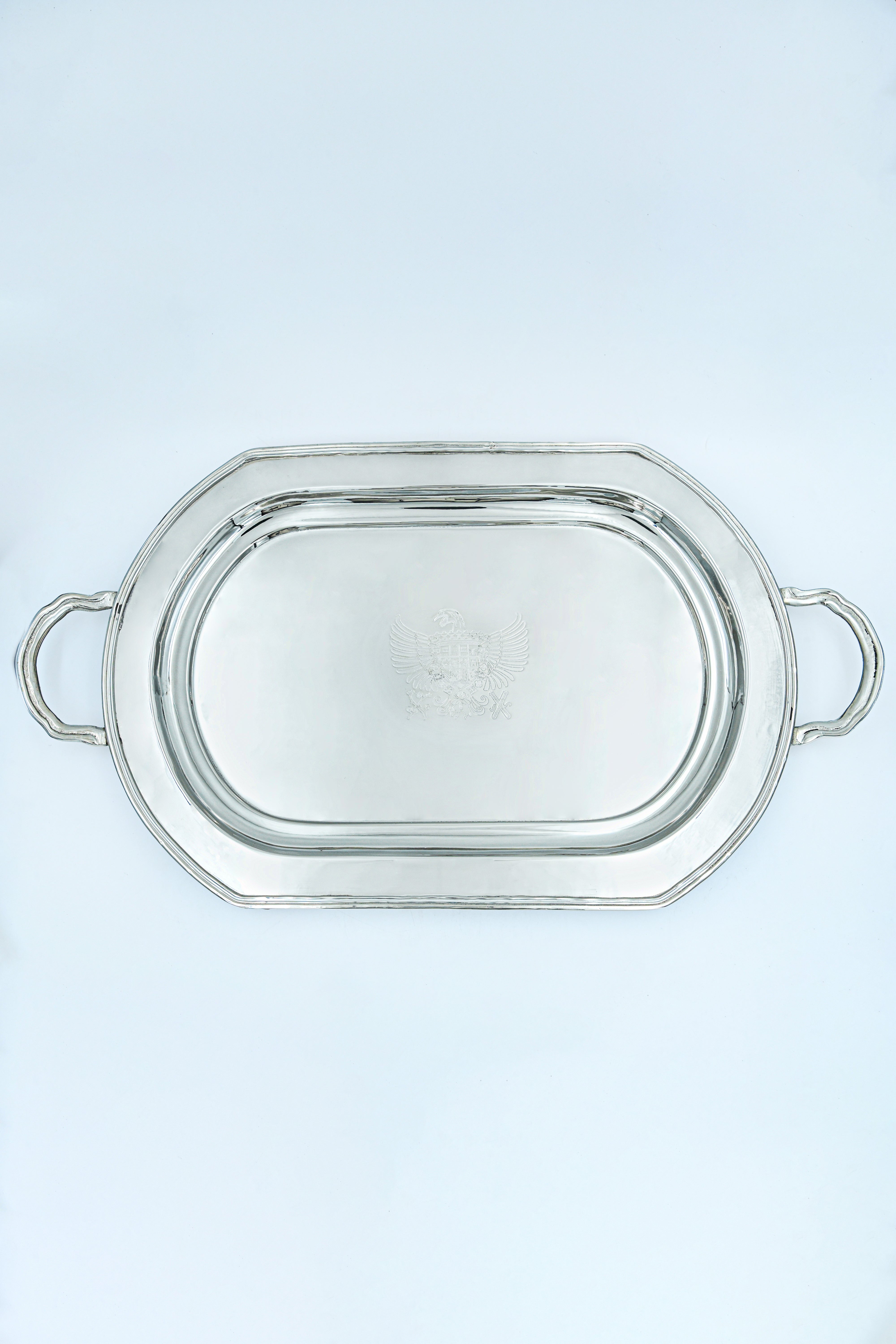 Oval Nickel Emblem Tray