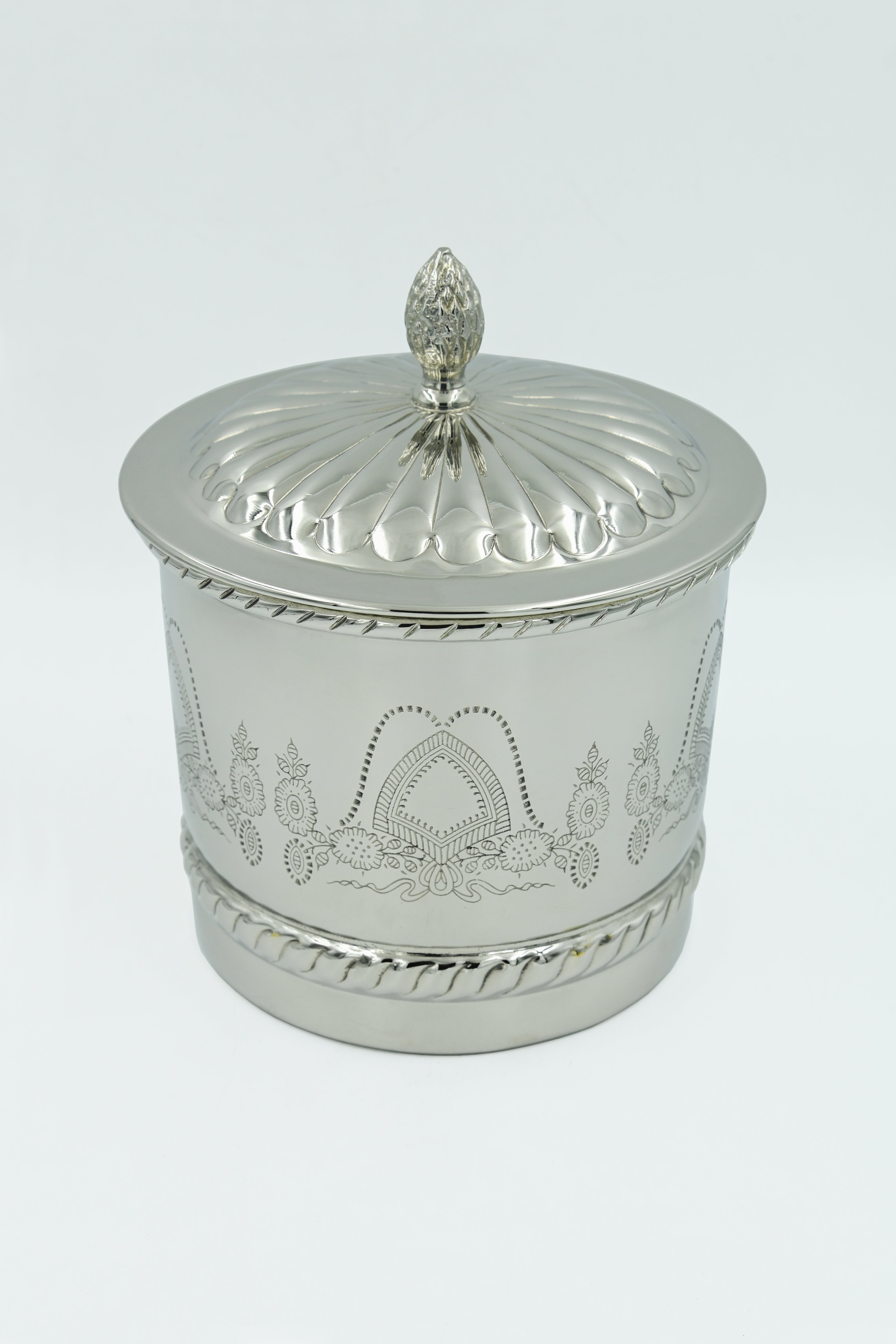 Nickel Zeenat Box