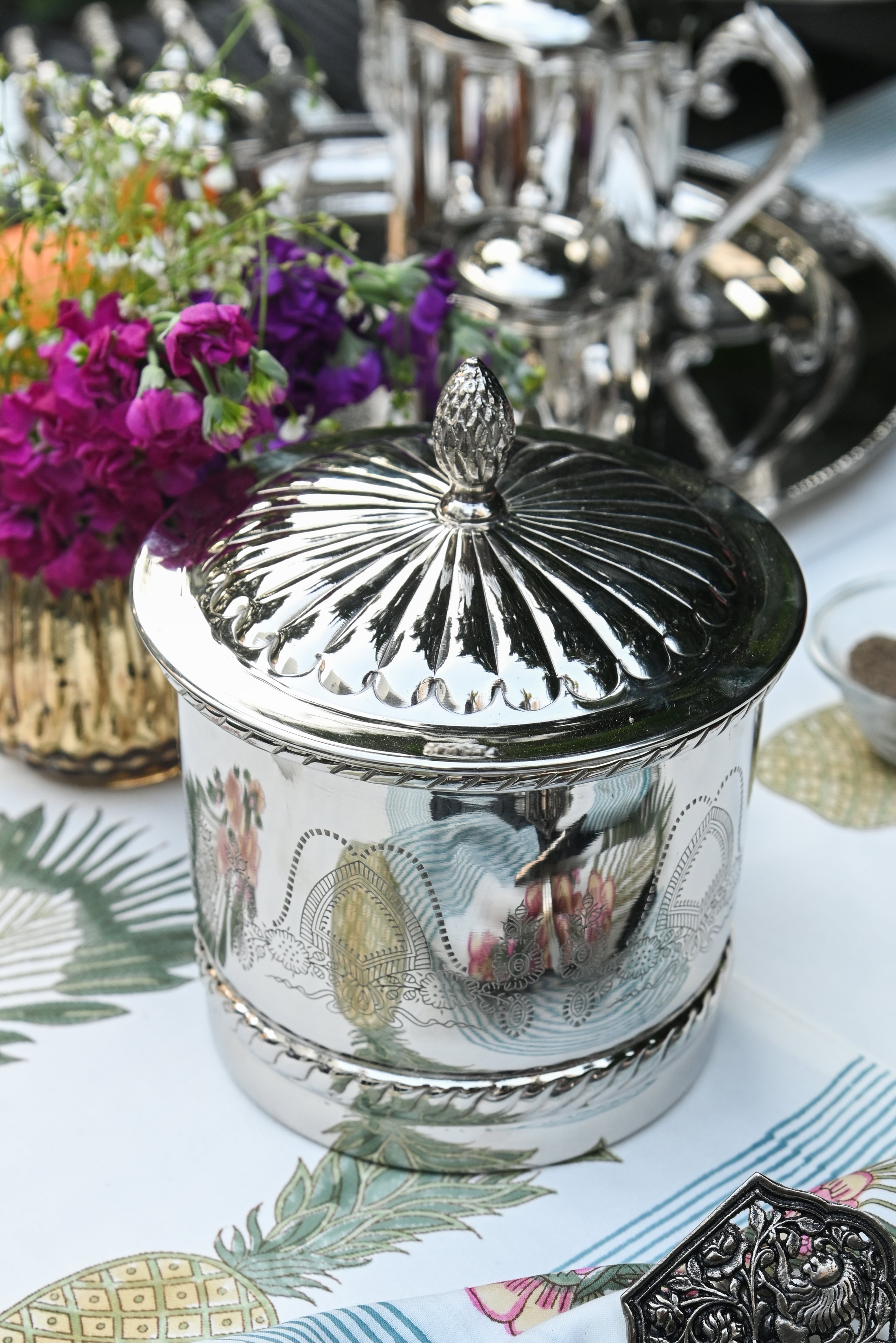 Nickel Zeenat Box