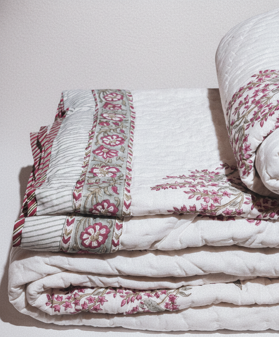 Gulaal Double Quilt