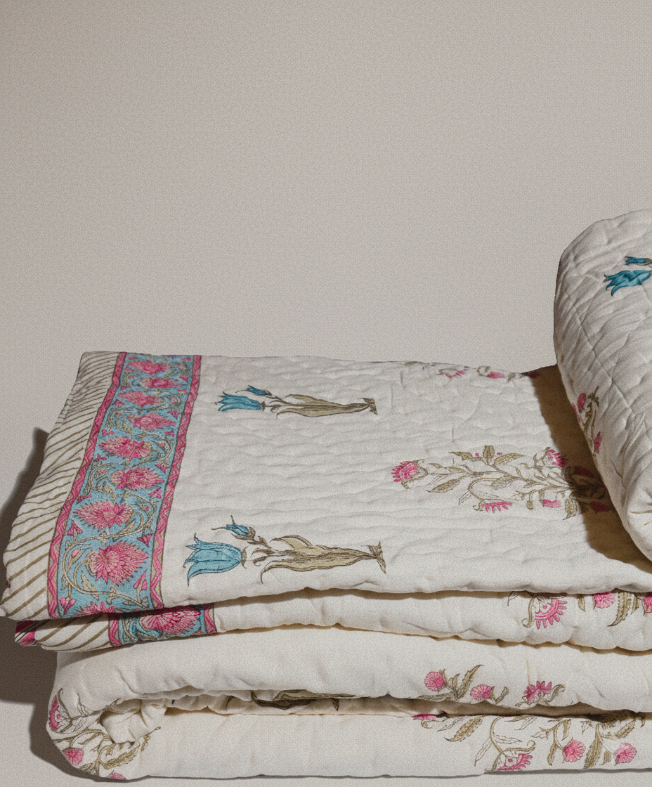 Neel Gulaab Phool Double Quilt