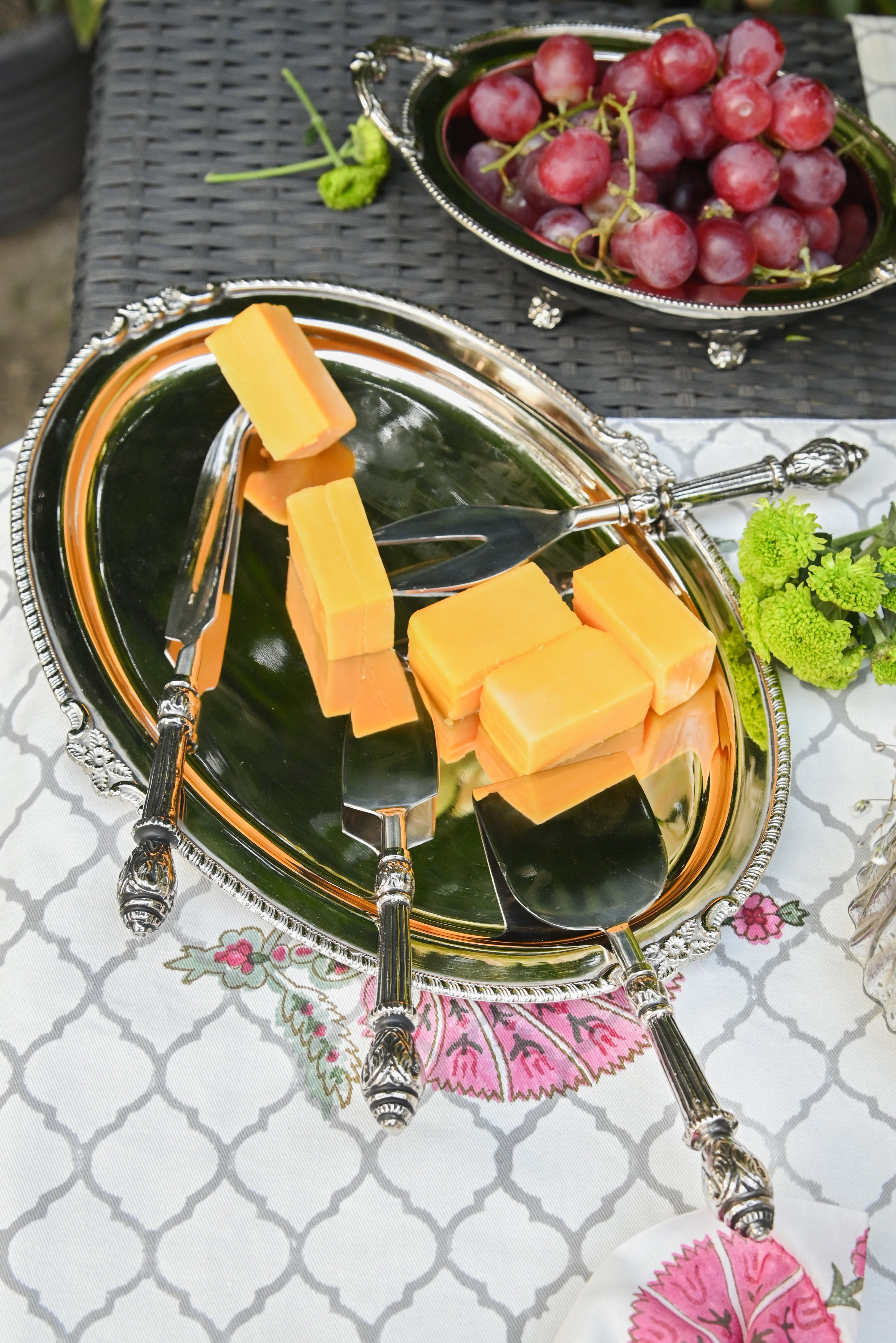 Chand Cheese Set