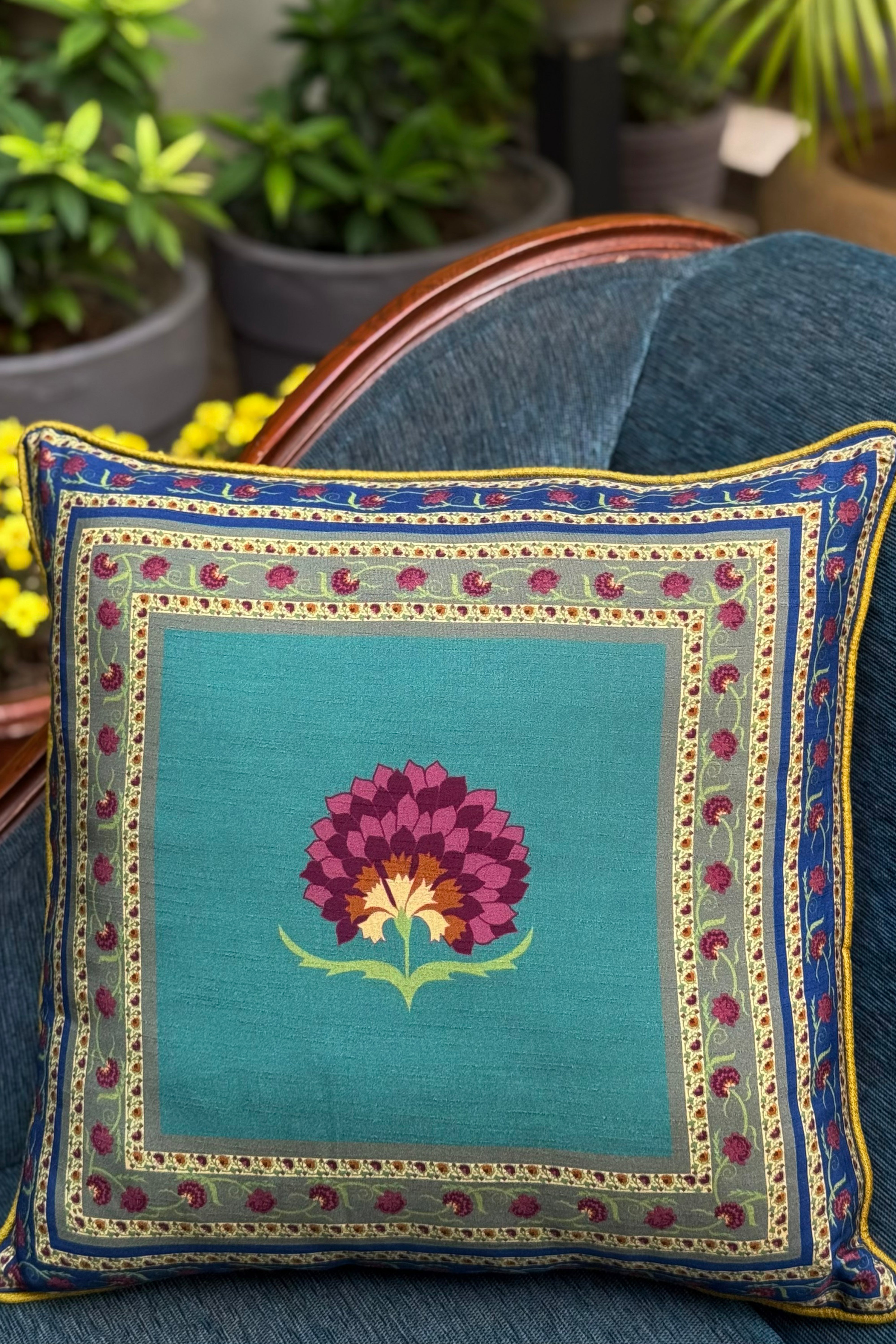 Ekank Chaman Cushion