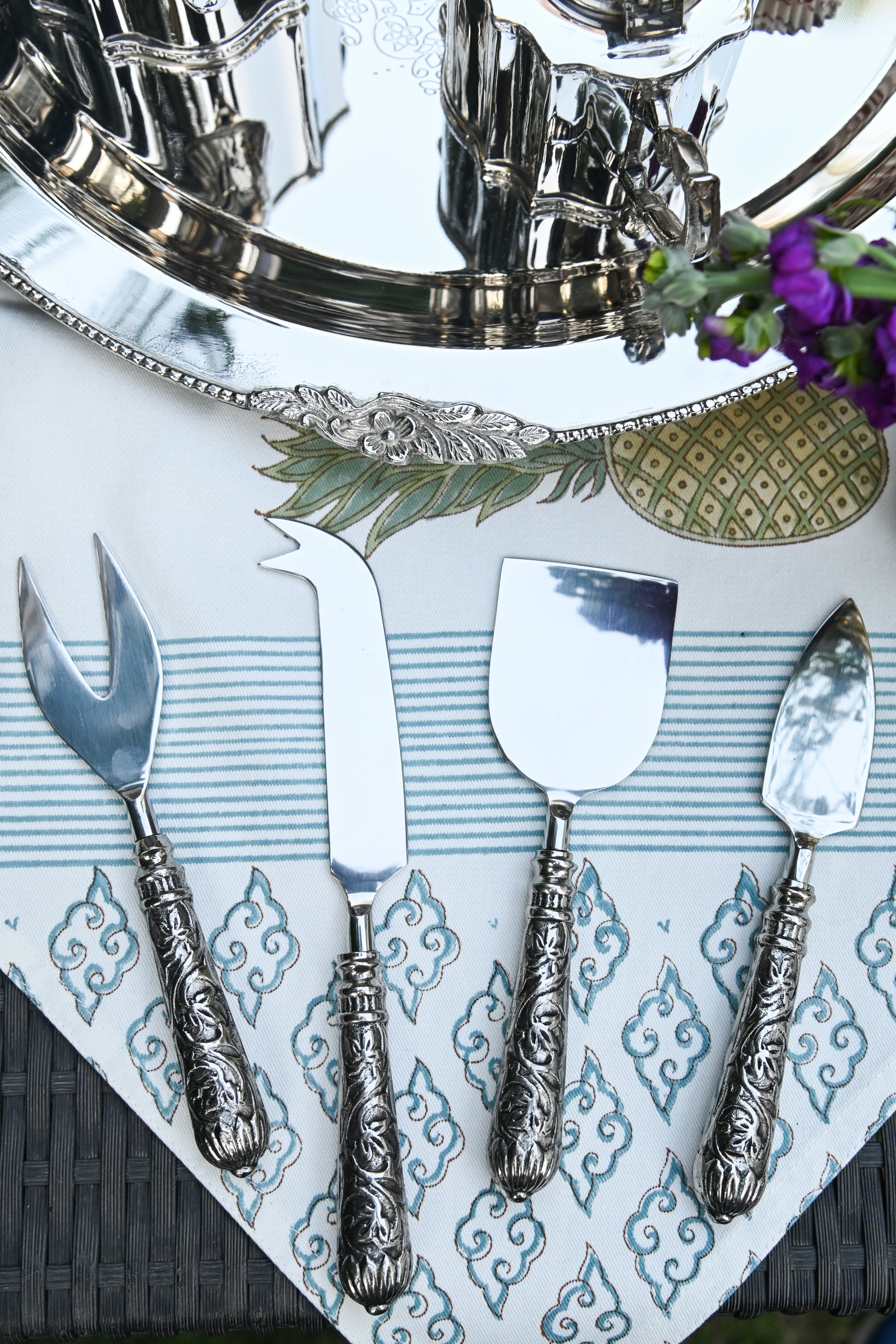 Gulnaar Cheese Set