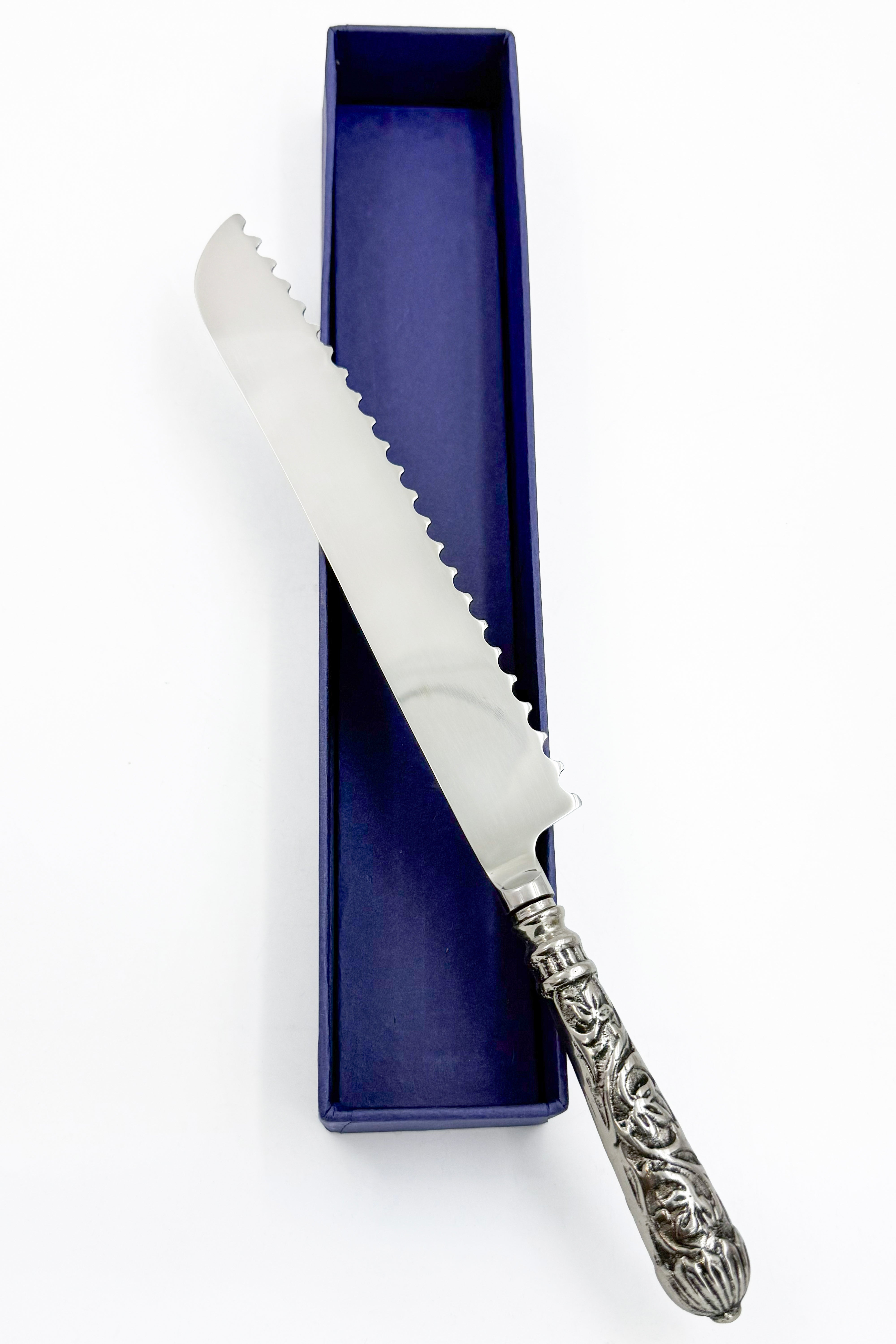 Gulnaar Bread Cutter