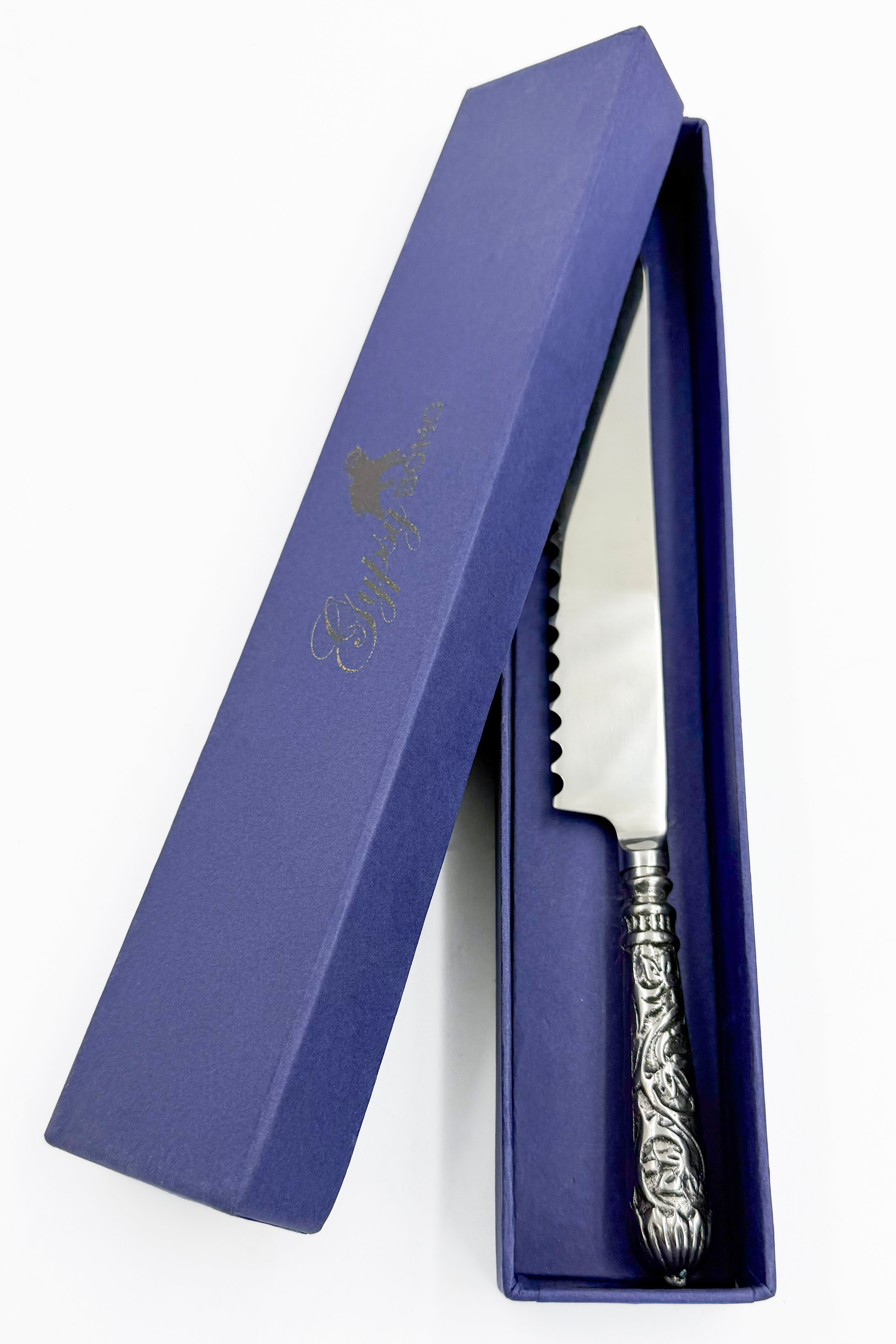 Gulnaar Bread Cutter