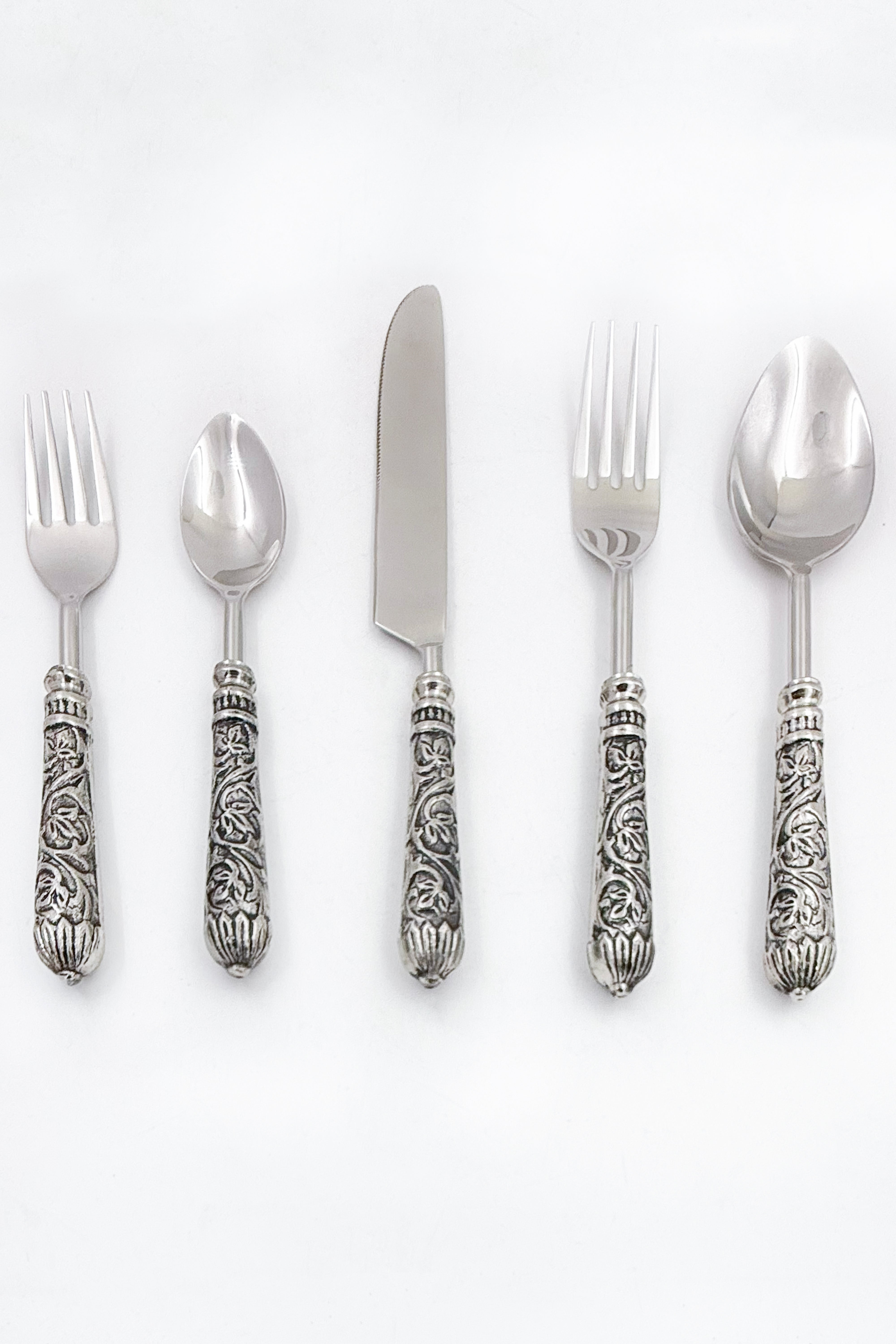 Gulnaar Eating Set